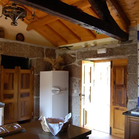 Quinta Dos Mouras * Селорику-ди-Башту